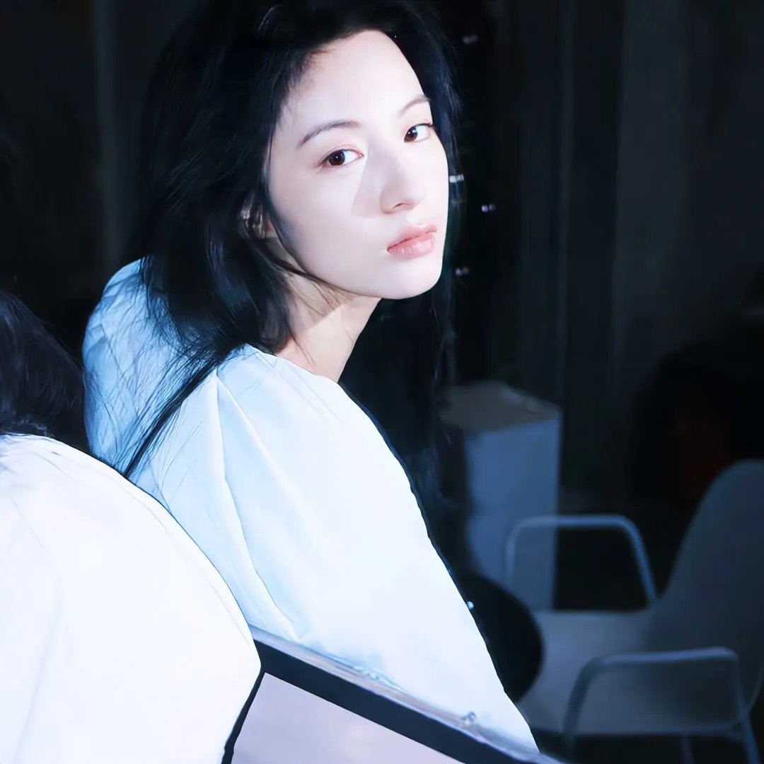 宁鸣不默